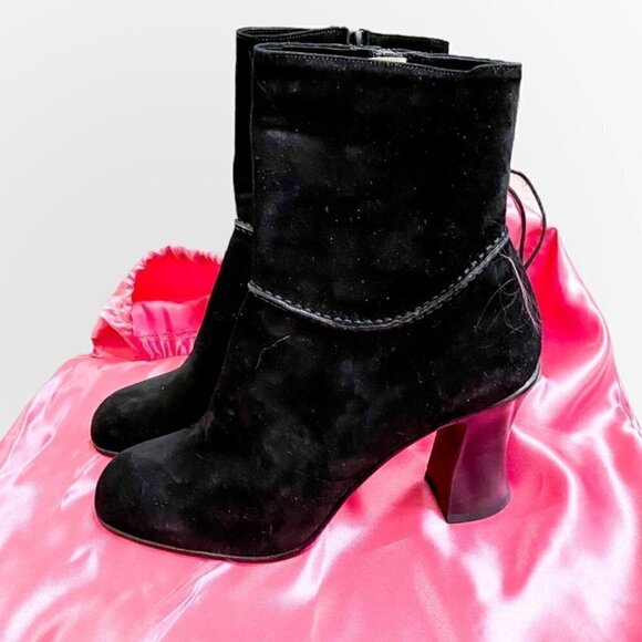 Vintage Michel Perry Black Suede Ankle booties size 38 EU - Picture 2 of 12